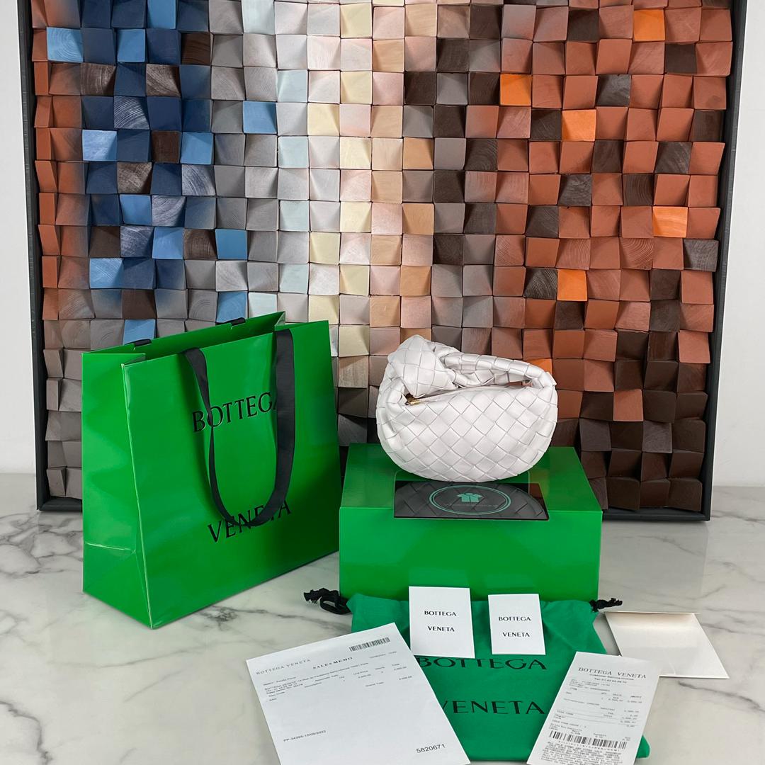 🛍️ Request Completed ✨ Want this exact item? Add to Cart 🛒 Looking for something else? 📩 Send a private WhatsApp request.