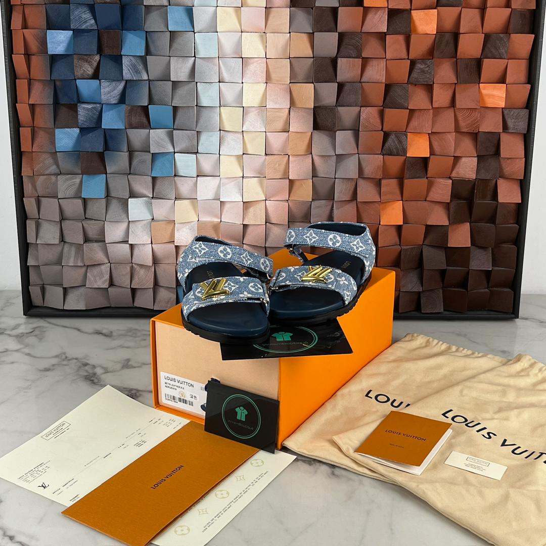 🛍️ Request Completed ✨ Want this exact item? Add to Cart 🛒 Looking for something else? 📩 Send a private WhatsApp request.