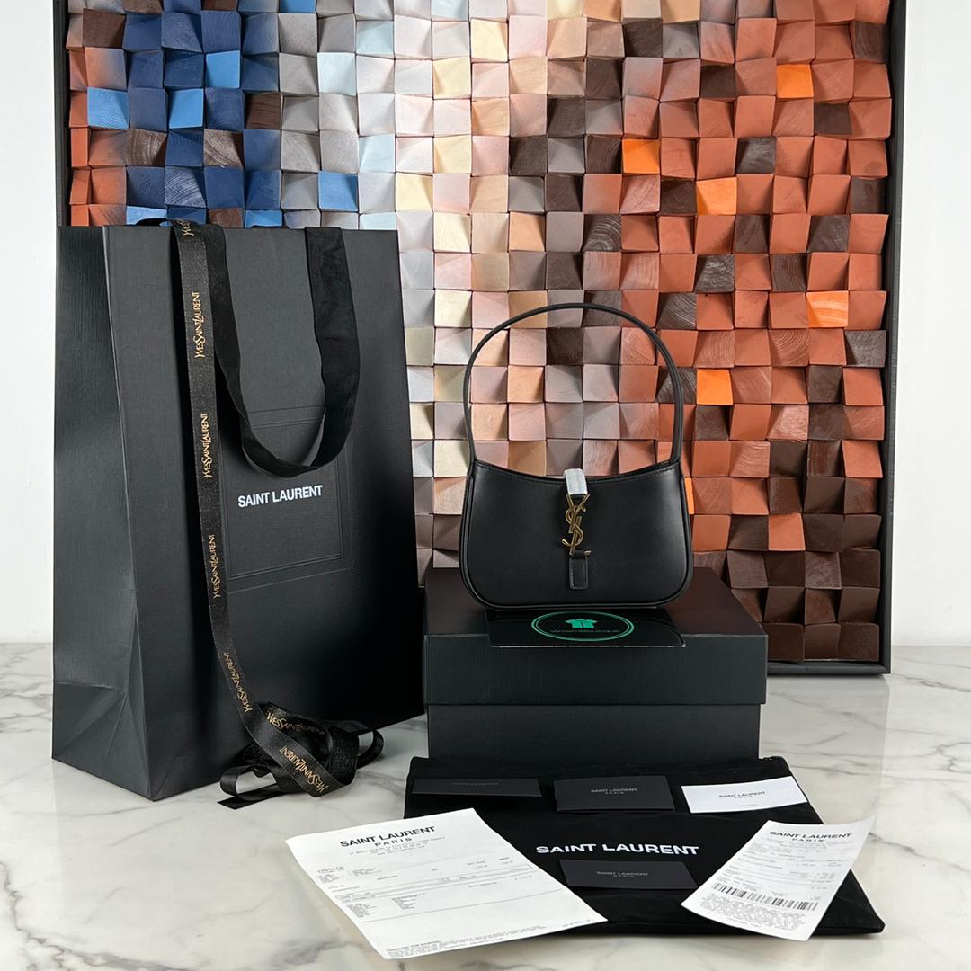 🛍️ Request Completed ✨ Want this exact item? Add to Cart 🛒 Looking for something else? 📩 Send a private WhatsApp request.