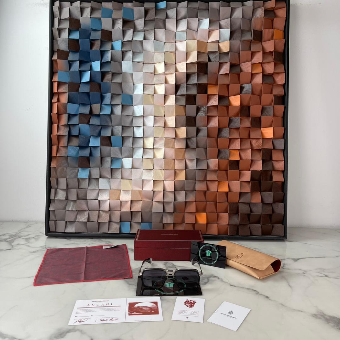 Privately sourced item🛍️ This exact piece has previously been arranged through our private order service and remains available to be secured again. Select Secure Your Item above to reserve this piece under your name. Order Manager available via WhatsApp.