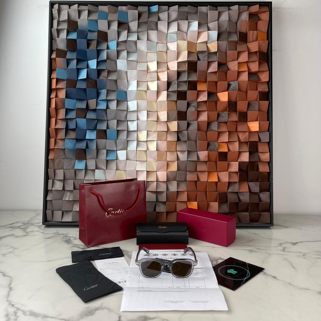 Privately sourced item🛍️ This exact piece has previously been arranged through our private order service and remains available to be secured again. Select Secure Your Item above to reserve this piece under your name. Order Manager available via WhatsApp.