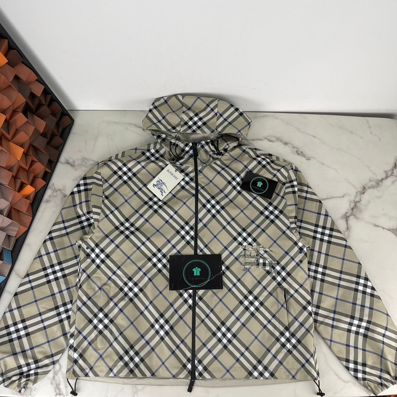 Privately sourced item🛍️ This exact piece has previously been arranged through our private order service and remains available to be secured again. Select Secure Your Item above to reserve this piece under your name. Order Manager available via WhatsApp.