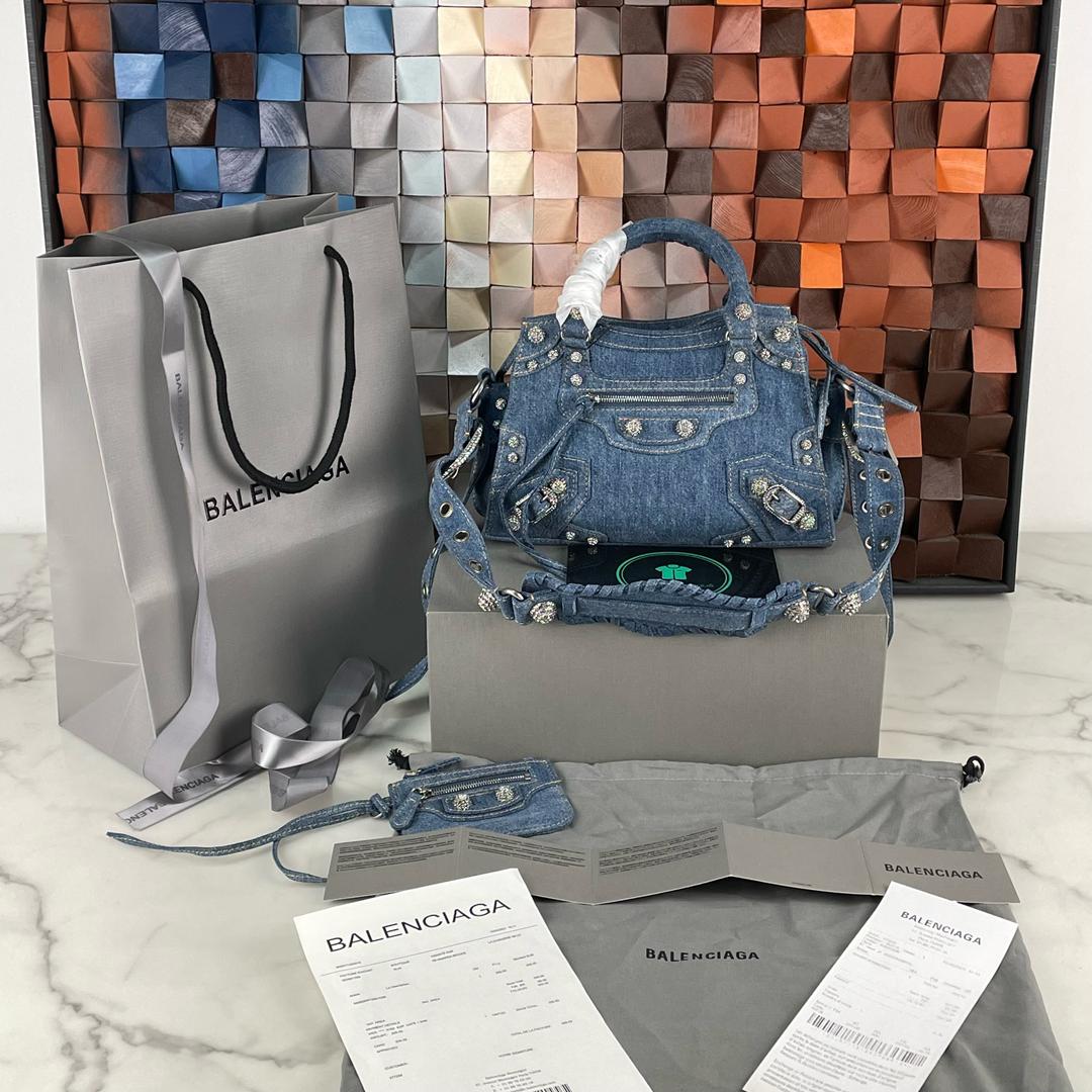 🛍️ Request Completed ✨ Want this exact item? Add to Cart 🛒 Looking for something else? 📩 Send a private WhatsApp request.