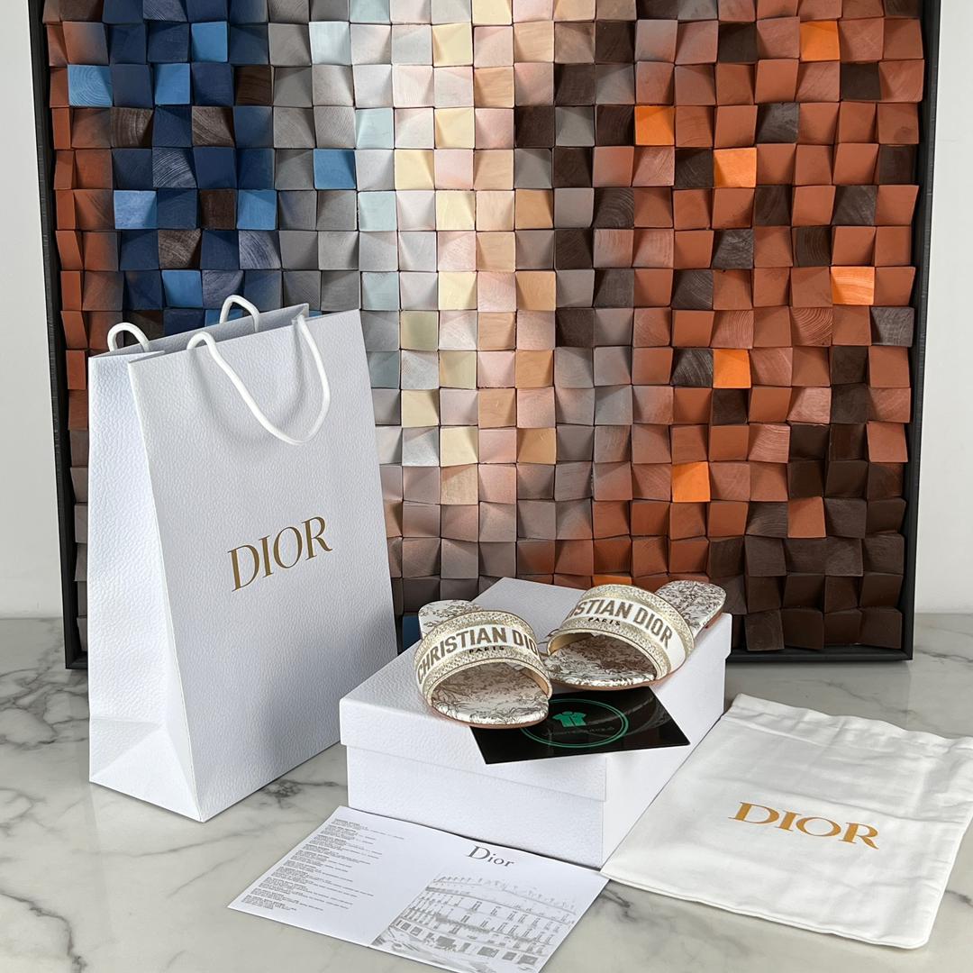 🛍️ Request Completed ✨ Want this exact item? Add to Cart 🛒 Looking for something else? 📩 Send a private WhatsApp request.