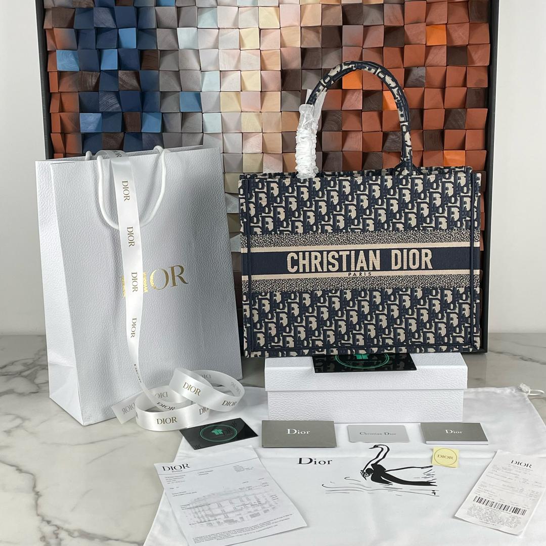 🛍️ Request Completed ✨ Want this exact item? Add to Cart 🛒 Looking for something else? 📩 Send a private WhatsApp request.